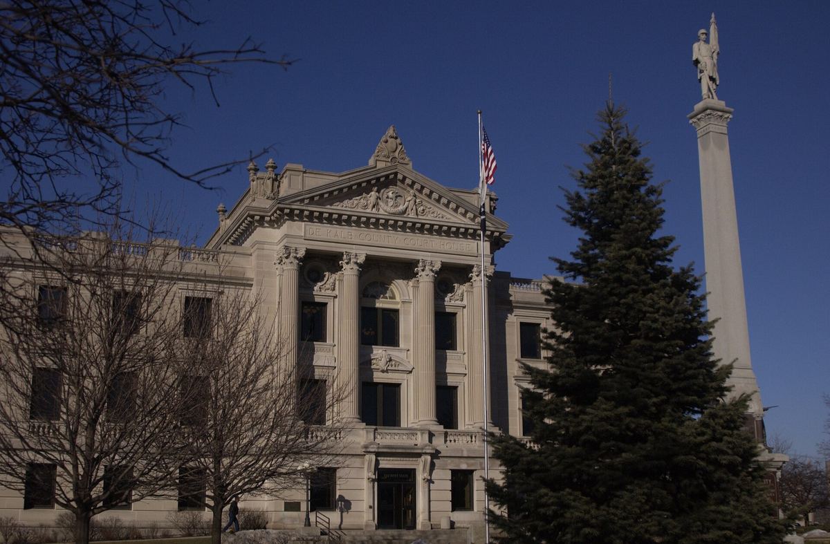 The DeKalb County Courthouse in Sycamore